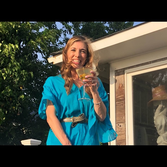 Meet your Posher, Danielle - Picture 4 of 5